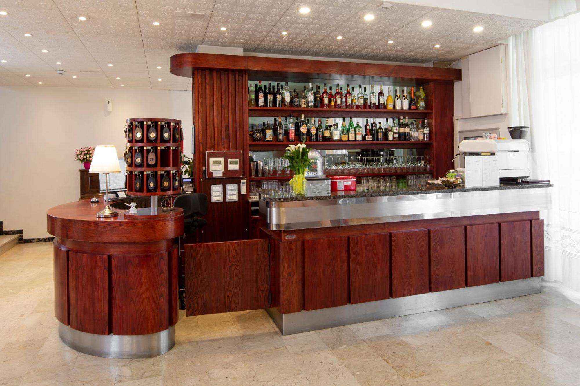 Hotel Ravello Da Lorenzo E Moira Adults Only Rimini Kültér fotó